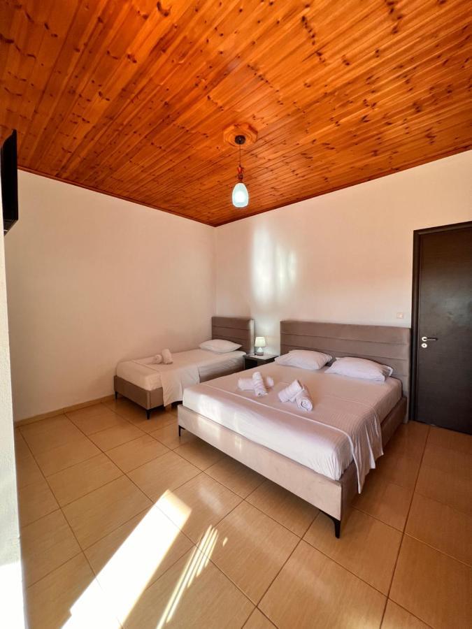 Hotel Moscopole Ksamil Buitenkant foto