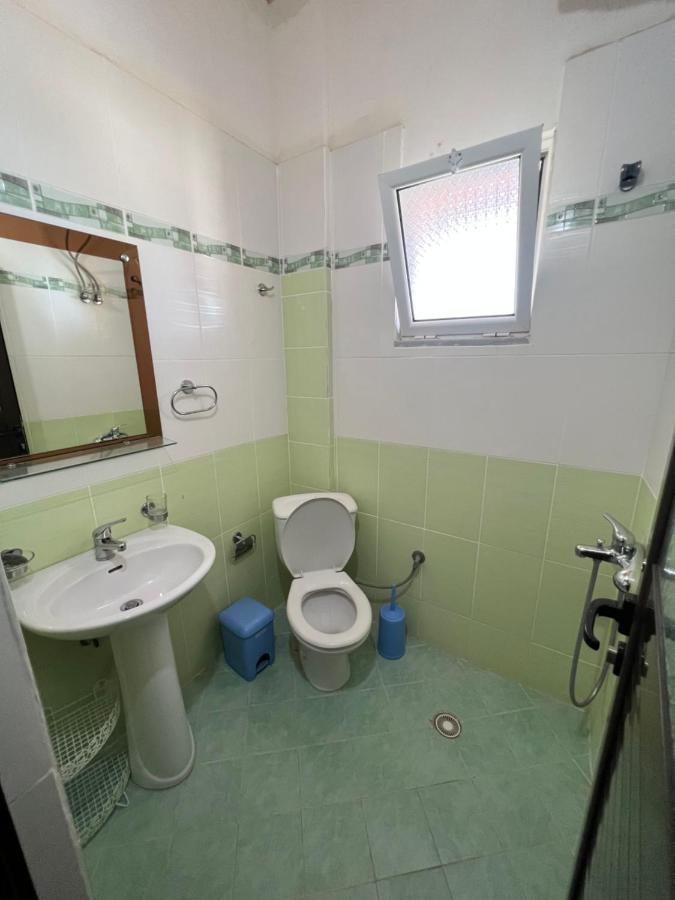 Hotel Moscopole Ksamil Buitenkant foto