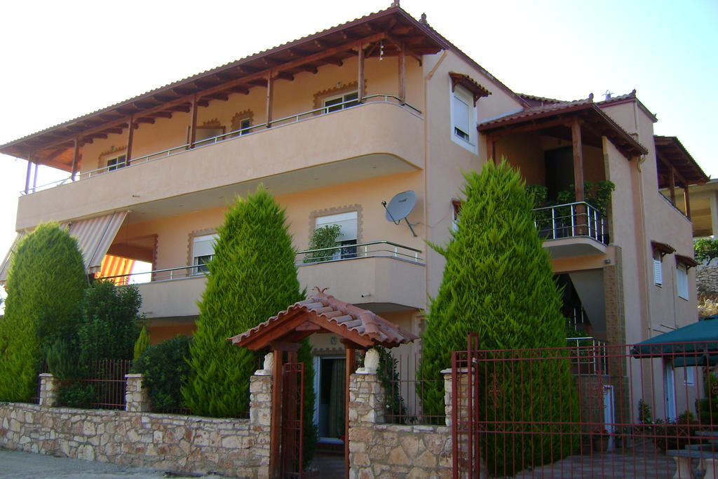Hotel Moscopole Ksamil Buitenkant foto