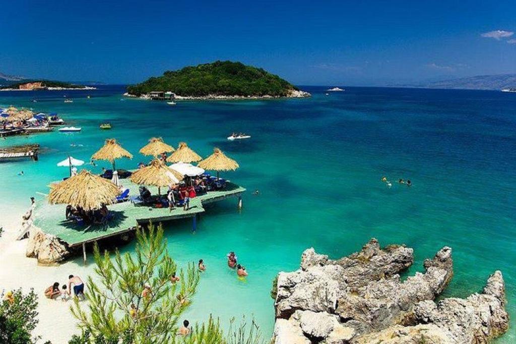 Hotel Moscopole Ksamil Buitenkant foto